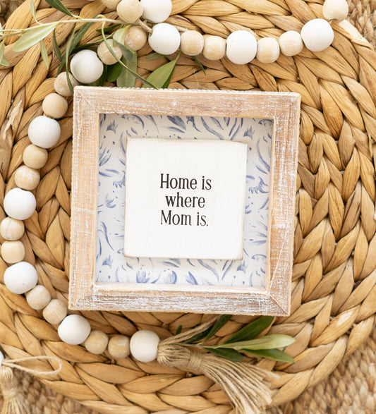 wood frame sign (HOME/MOM)