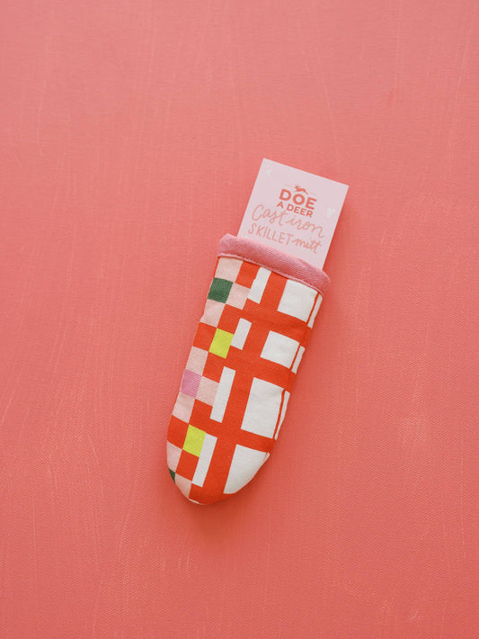 Fa La La Flannel Cast Iron Skillet Mitt