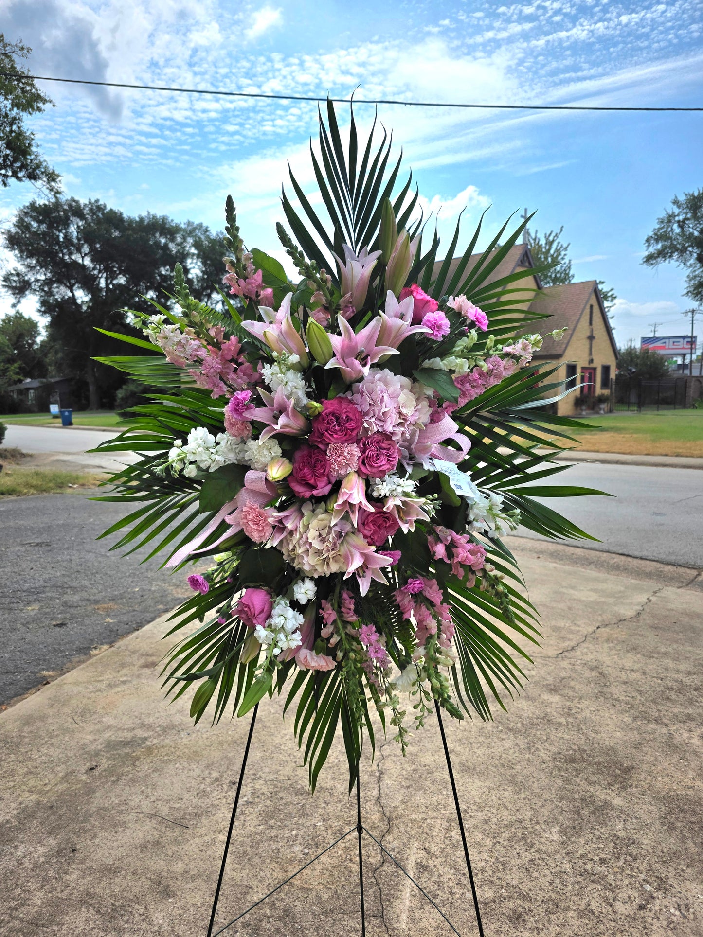 Standing Sympathy Spray